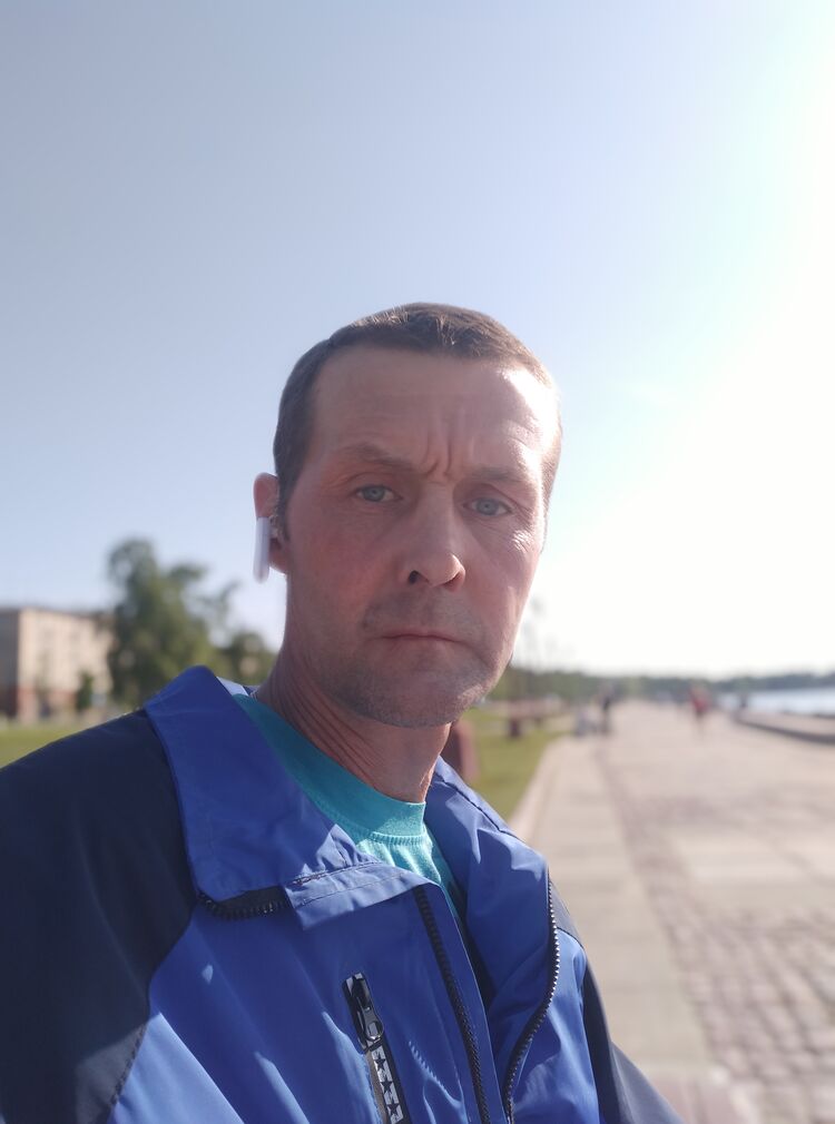  35277457  , 49 ,    