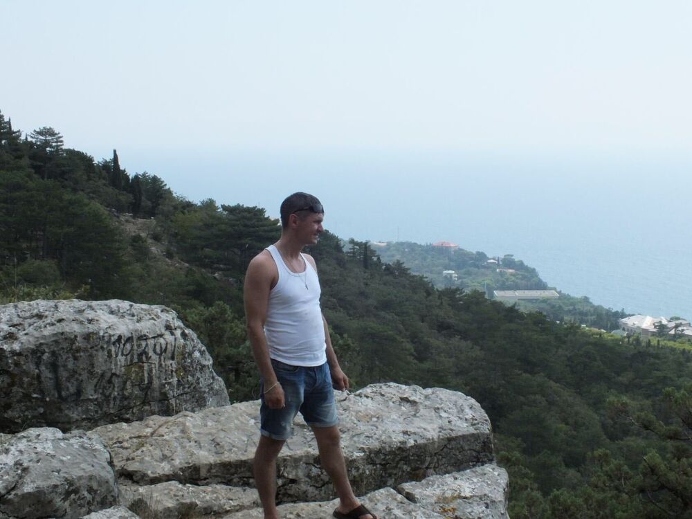  ,   Oleg, 44 ,   ,   , c , 