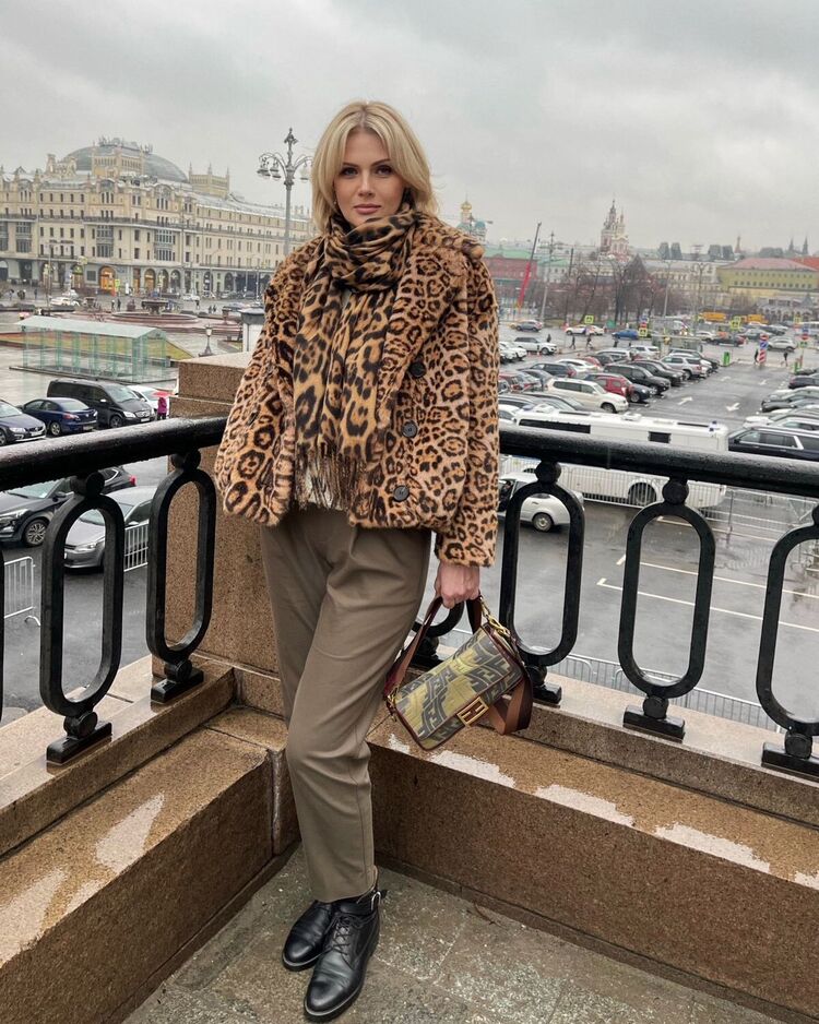 ���� 33518347 ������� �������, 52 ����, ���� ���������� � ������