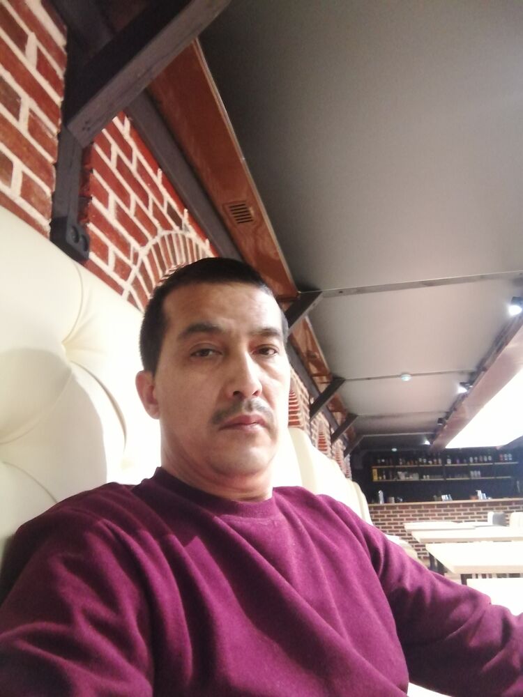  31970777  , 52 ,    