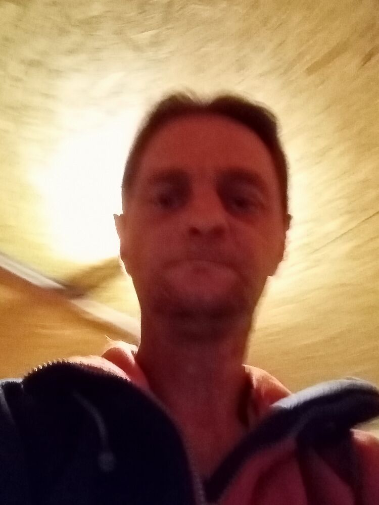  37760377  Oleksander, 47 ,    