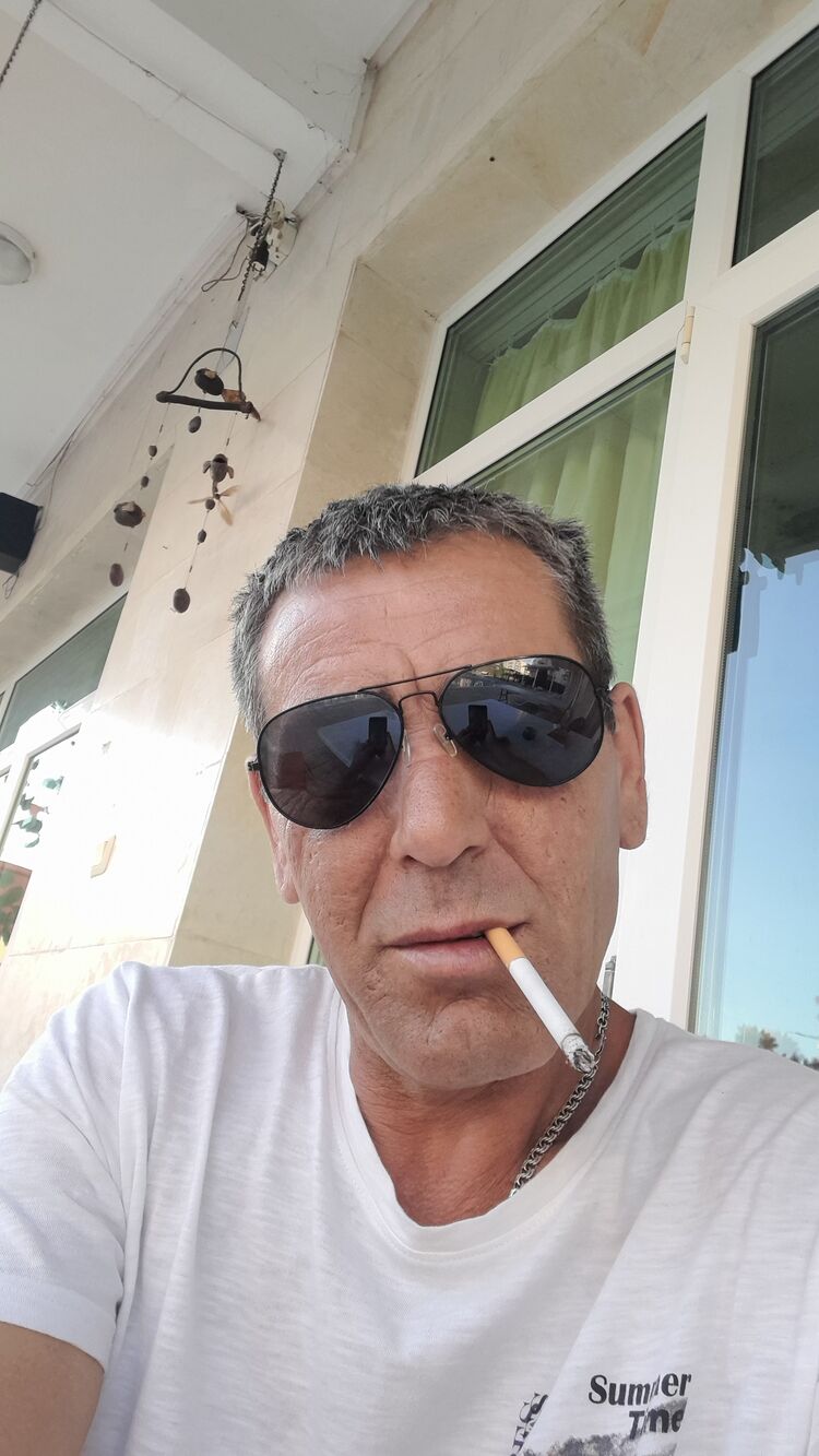  35850687  , 52 ,    