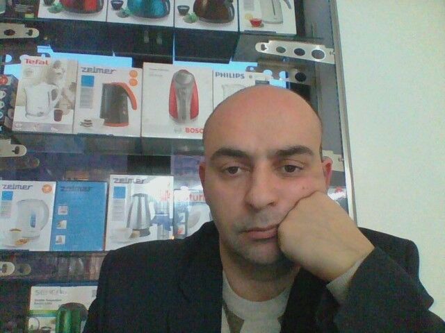  4893227  Suren, 47 ,    
