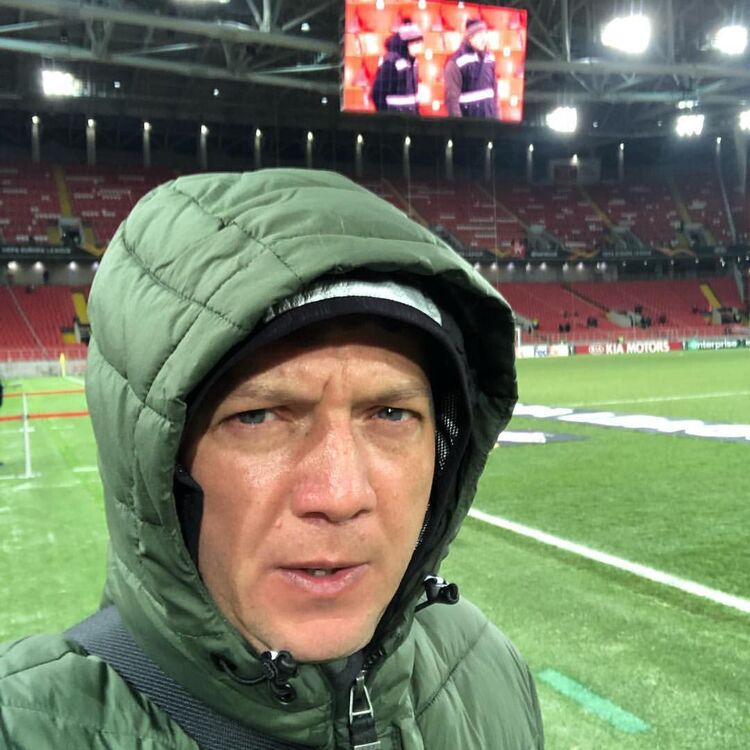  52940627  Steven, 56 ,    -