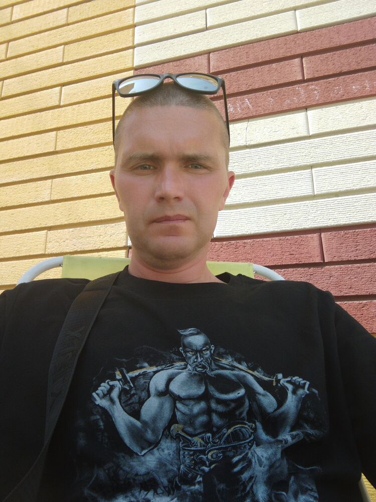  35886747  , 42 ,    