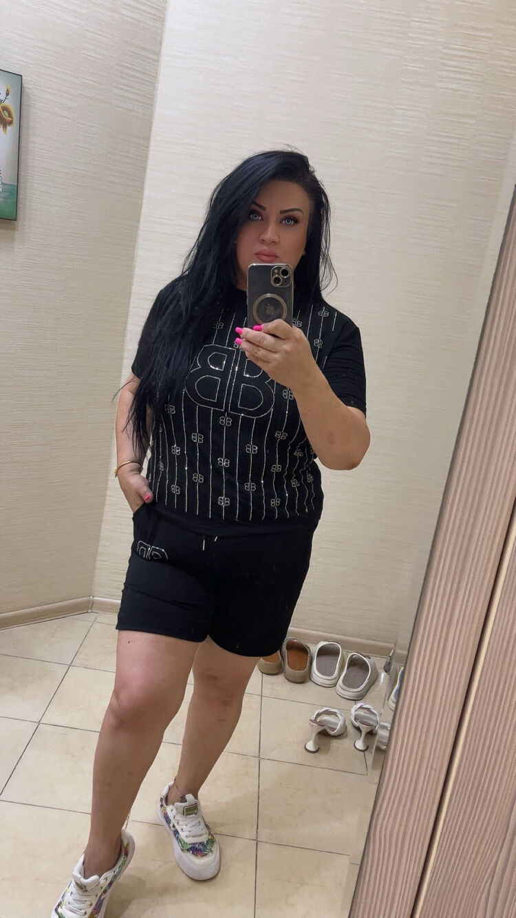  52872997  Lale, 37 ,    