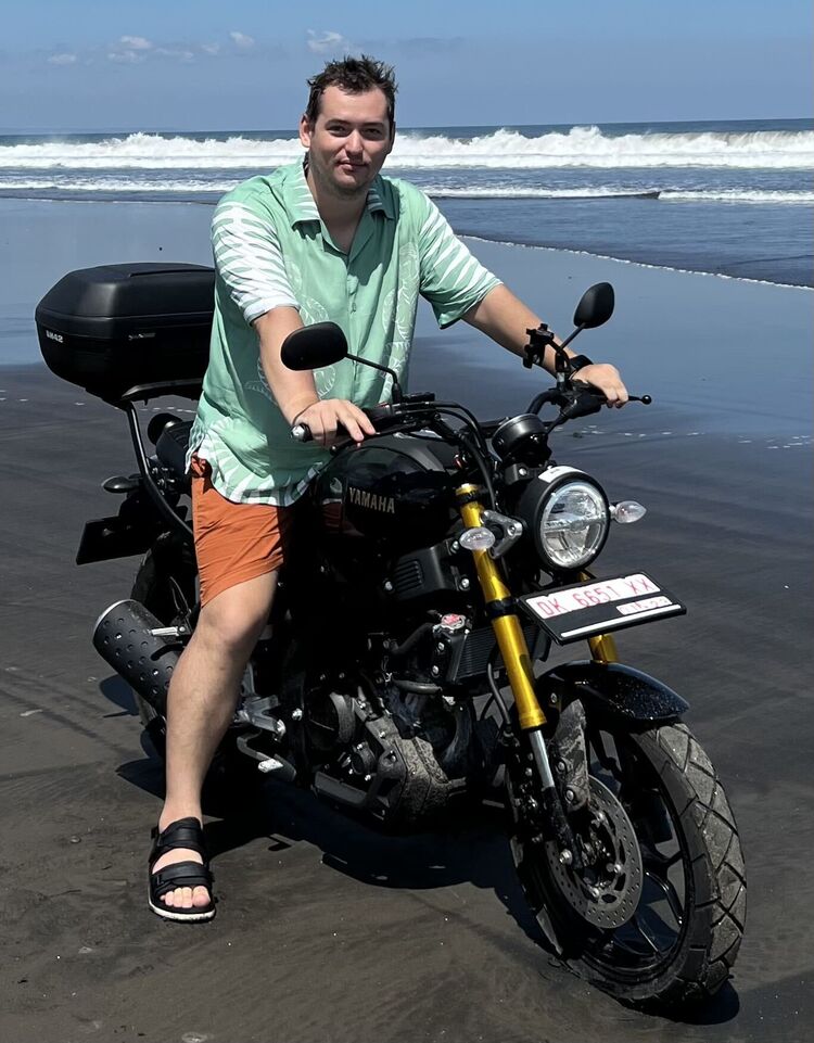   ,   Roman, 31 ,   ,   , 