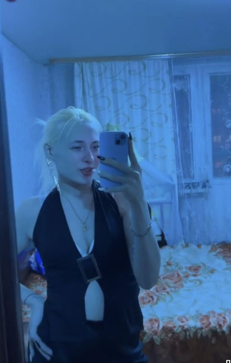  53182637  , 18 ,    