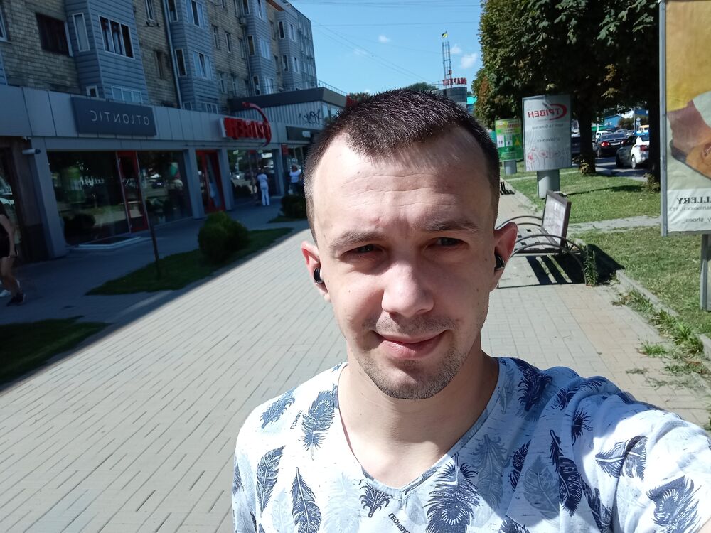  24489977  , 29 ,    
