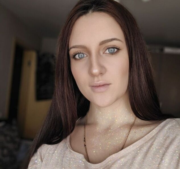  ,   Polly, 28 ,   ,   