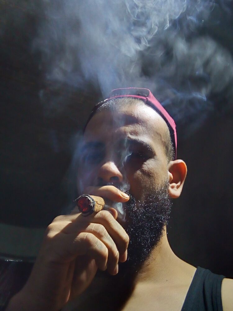  ,   Kahlid, 36 ,   c 