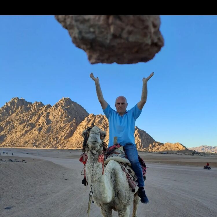  49030967  Ihor, 68 ,    Utopia