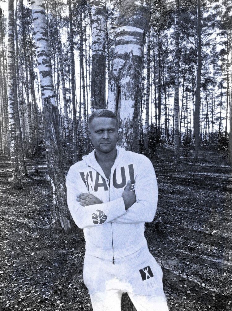  15301837  , 41 ,    