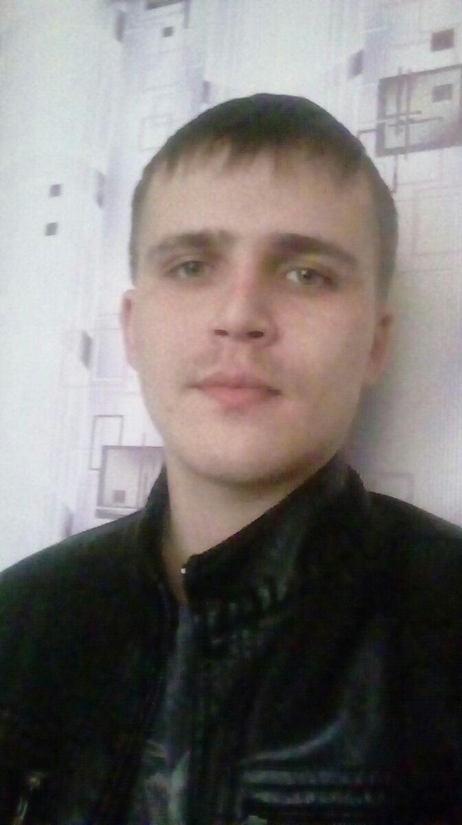  15635507  Vladimir, 33 ,    