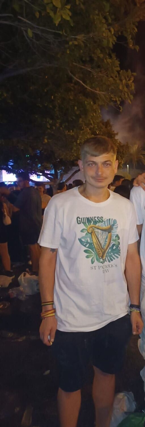  53852017  Kiril, 30 ,    Malaga