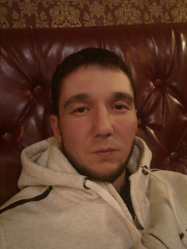  19023927  , 33 ,    