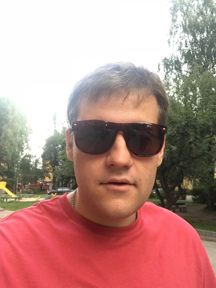  15923577  , 31 ,    -