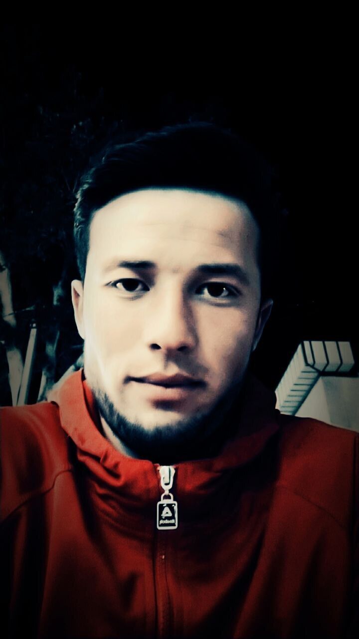  43237927  Shohruh, 25 ,     