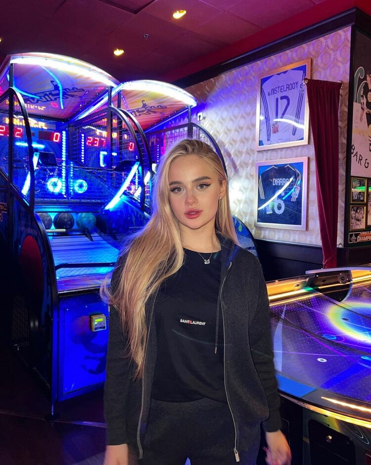  ,   , 29 ,   c 
