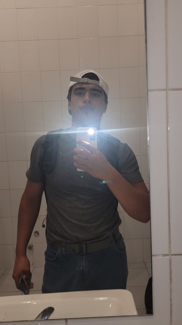  28304817  , 22 ,    