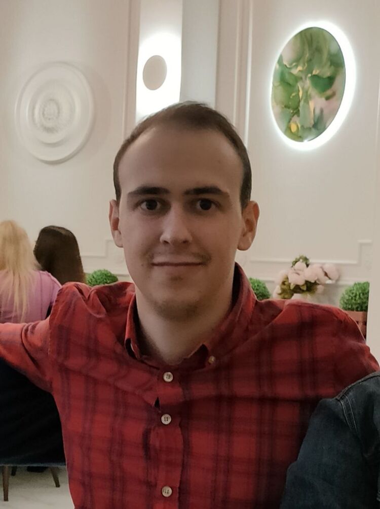  37900697  Kostya, 24 ,    