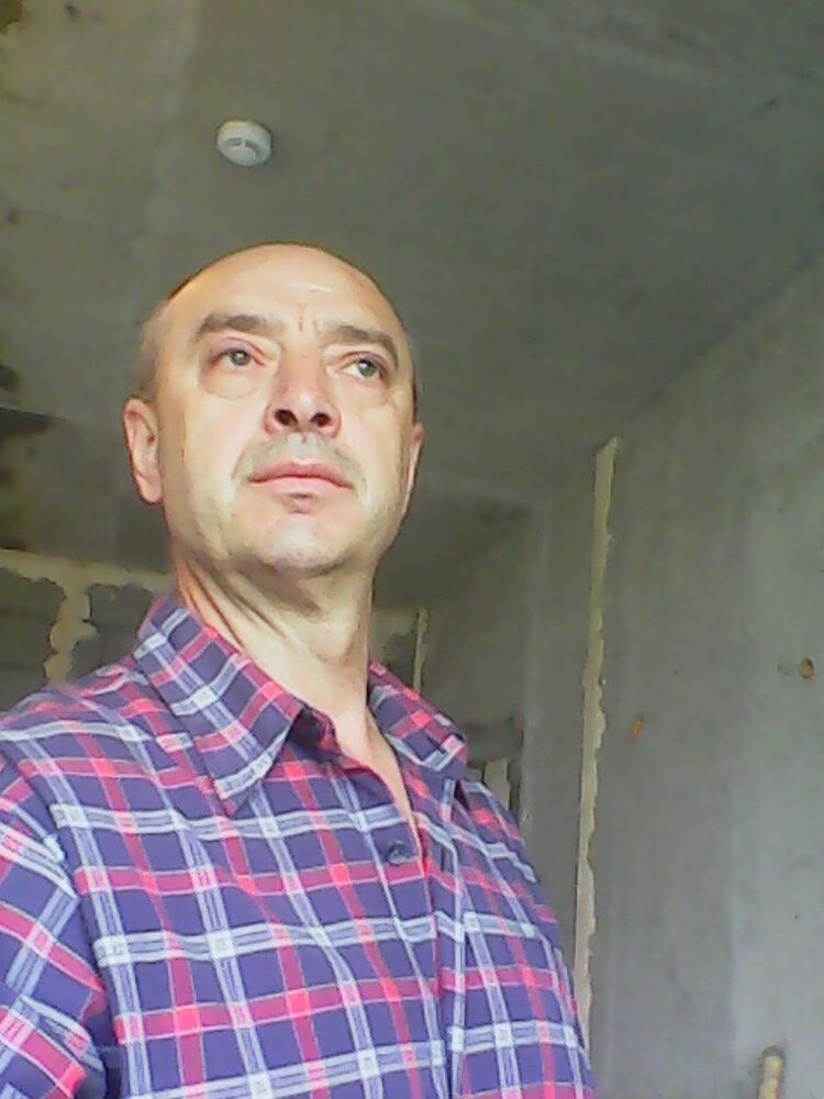  24697627  , 46 ,    