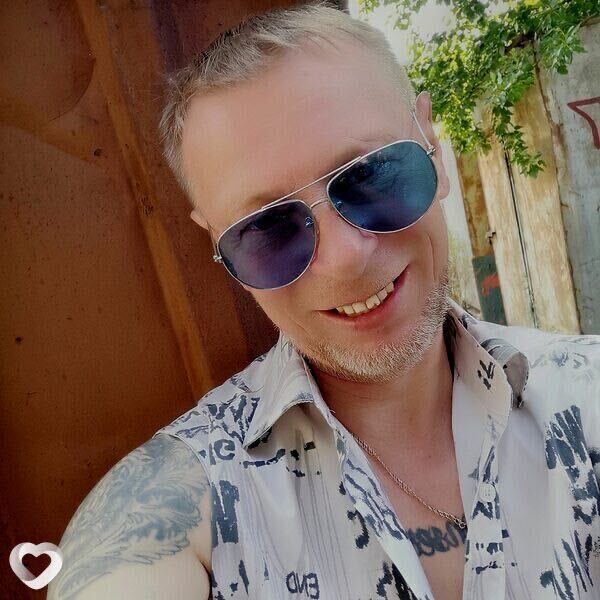  41790427  Oleg, 52 ,    -