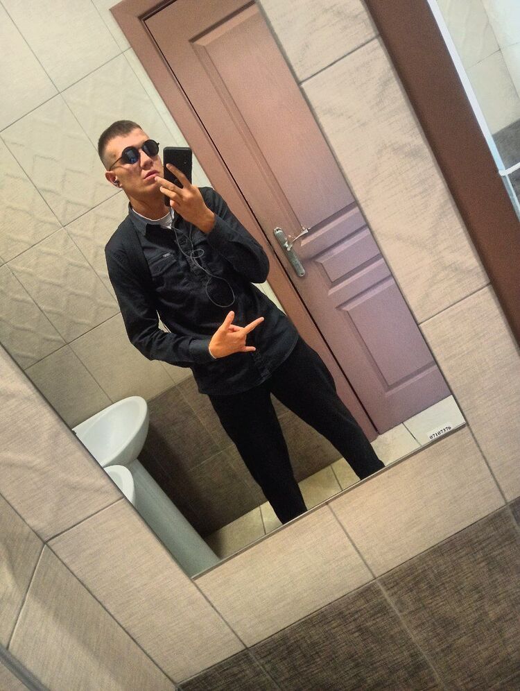  52762627  Vladimir, 25 ,    
