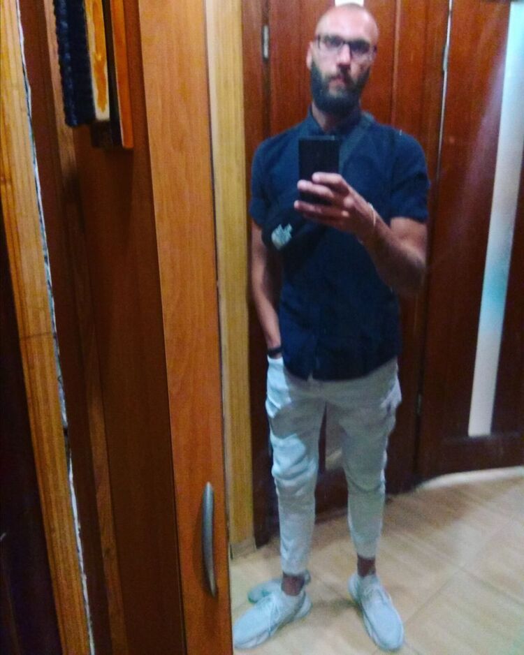  ,   Brasco, 32 ,   ,   , c 