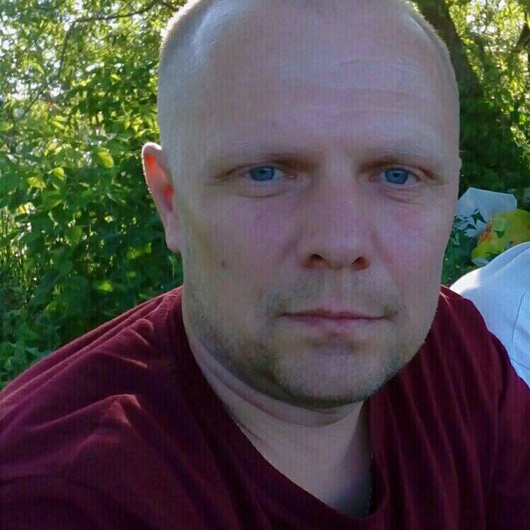  ,   Aleksandr, 45 ,   ,   , c , 