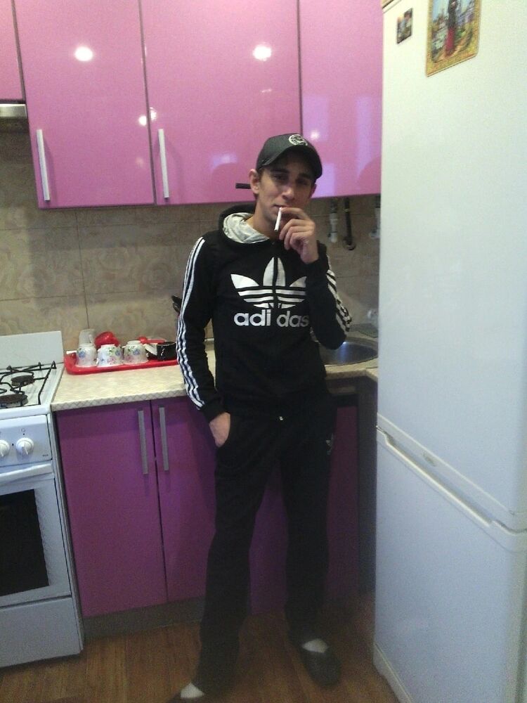  53947647  Social, 35 ,    