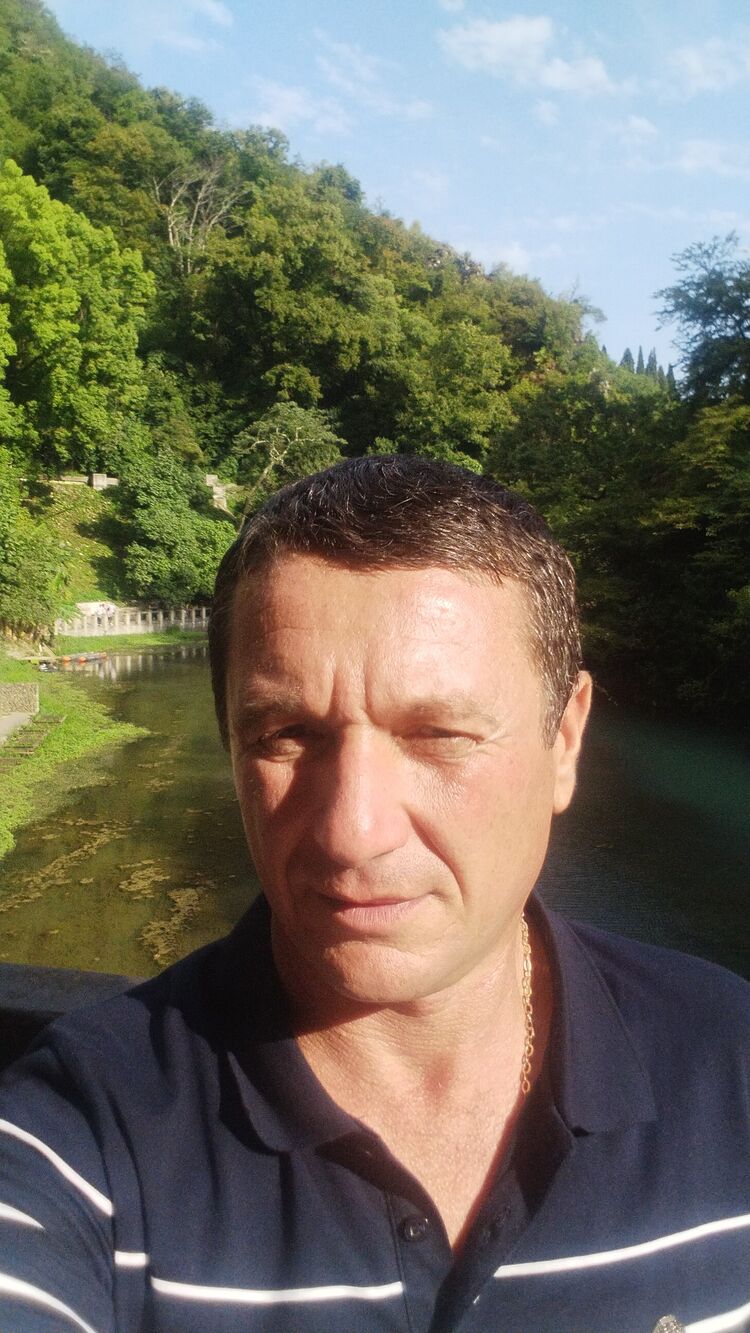  30693857  Aronchik, 46 ,    