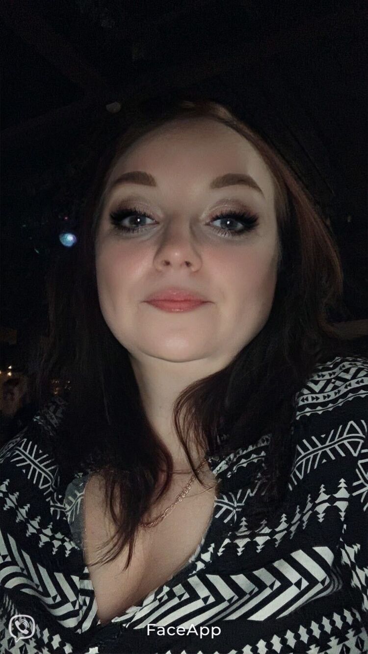  52817917  , 45 ,    