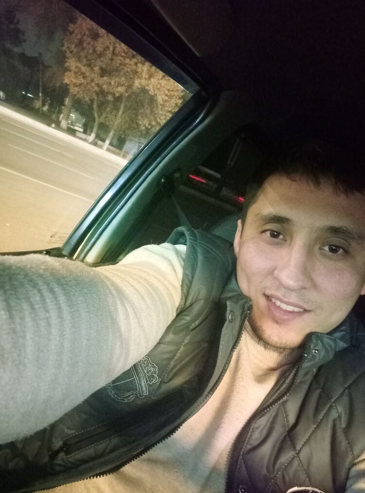  50424837  Jasur, 35 ,    