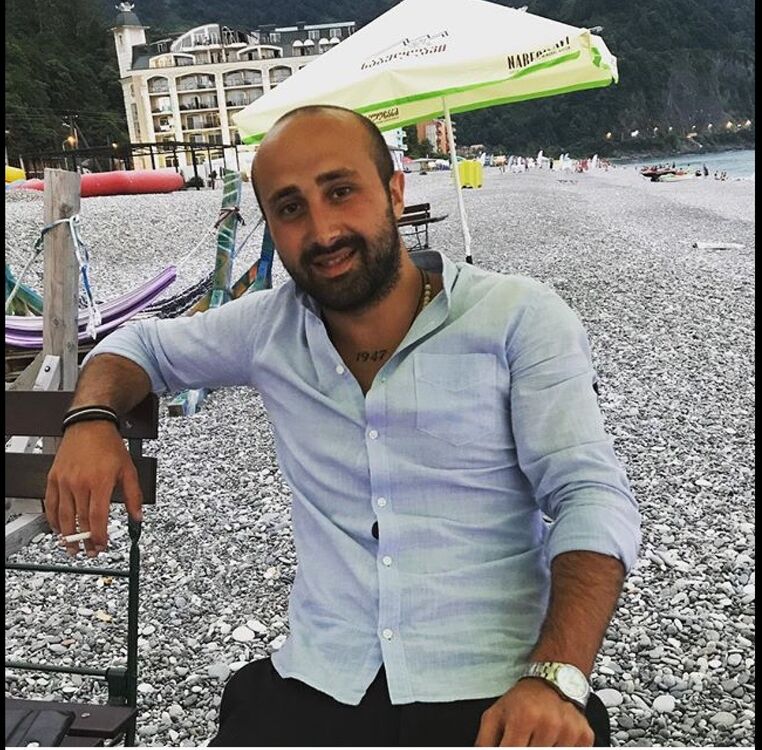  10246287  Giooo, 30 ,    