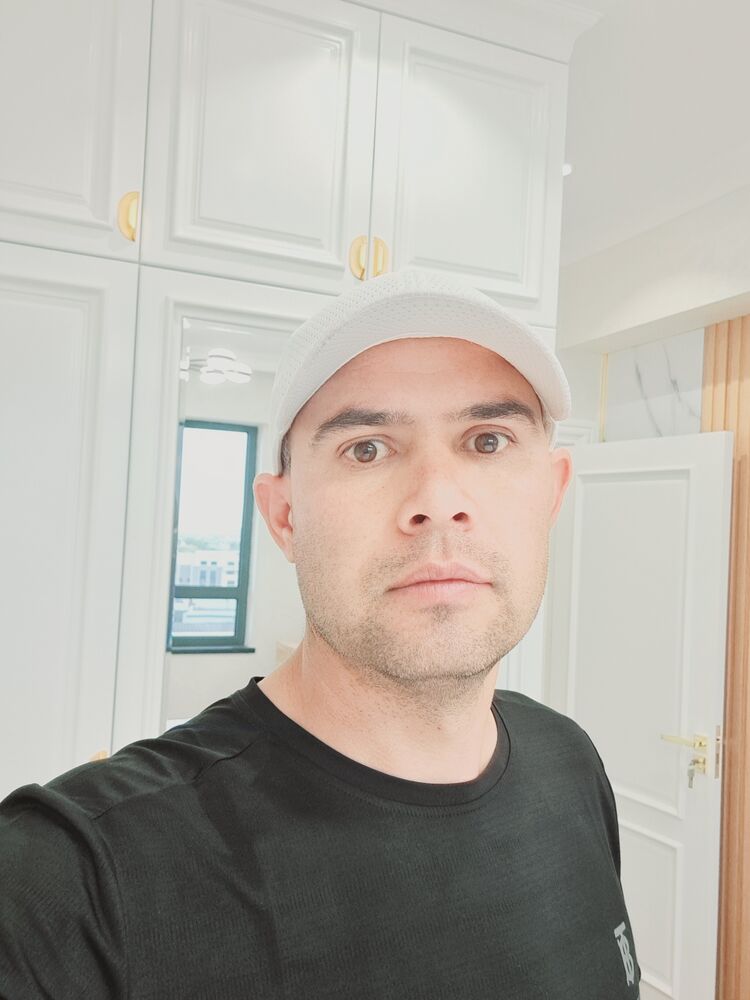  43461497  Davron, 36 ,    