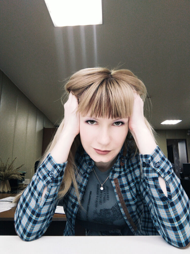  54205487  Lucy, 35 ,    