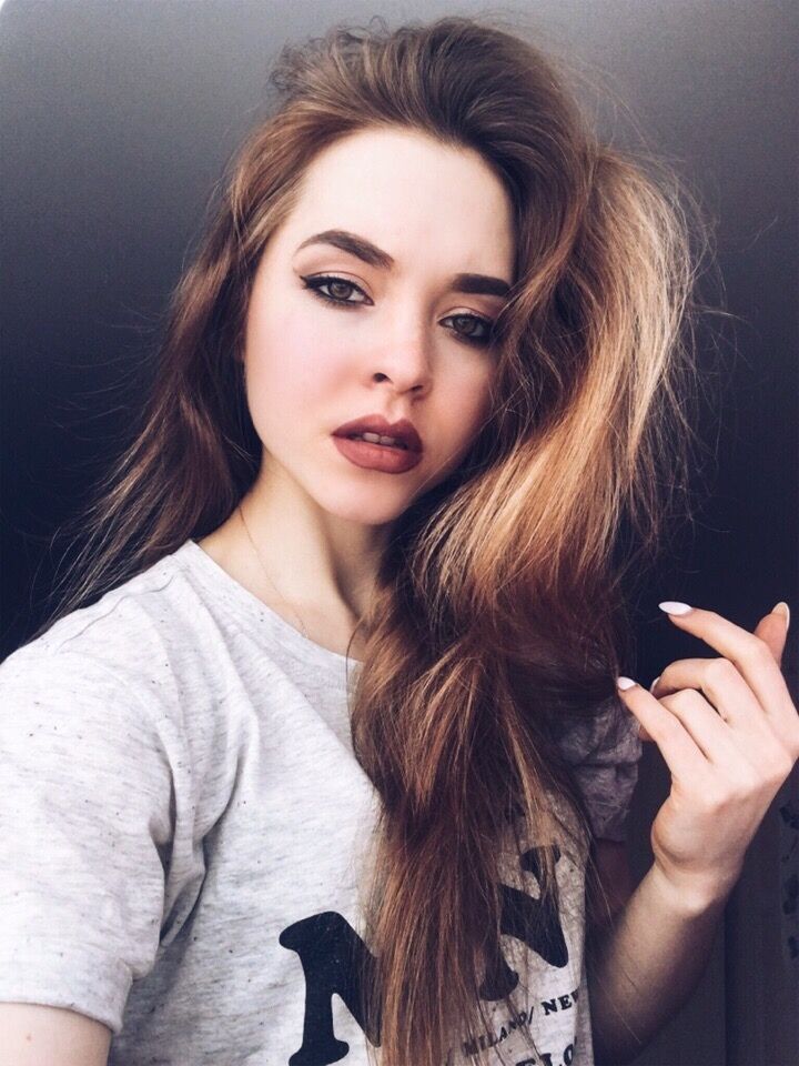  44917227  , 24 ,    -