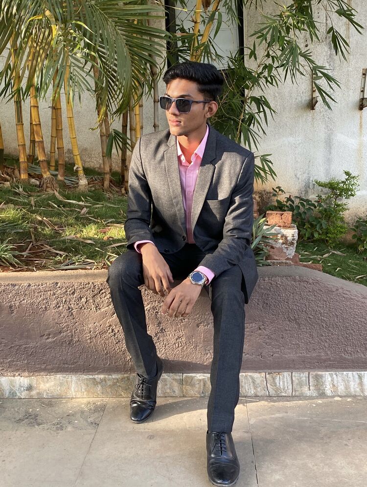  51535377  Raku, 24 ,    