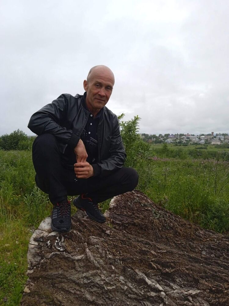  37359227  Aleksej, 50 ,    