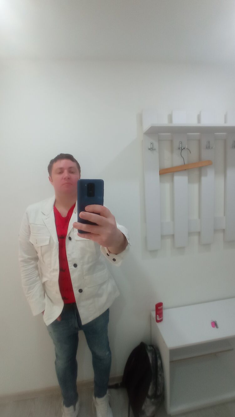  44200997  Kail, 36 ,    
