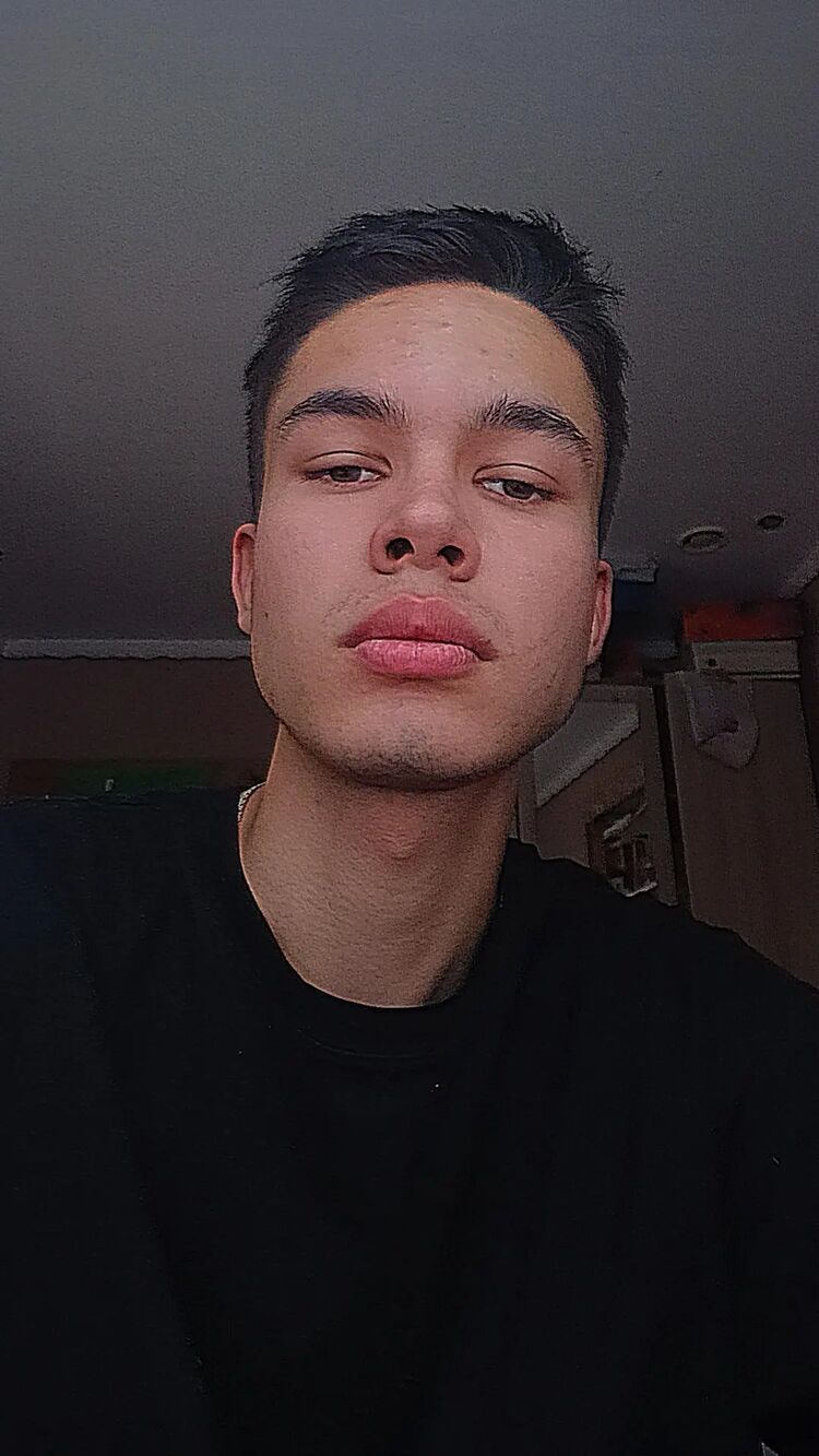  32729337  , 20 ,    -