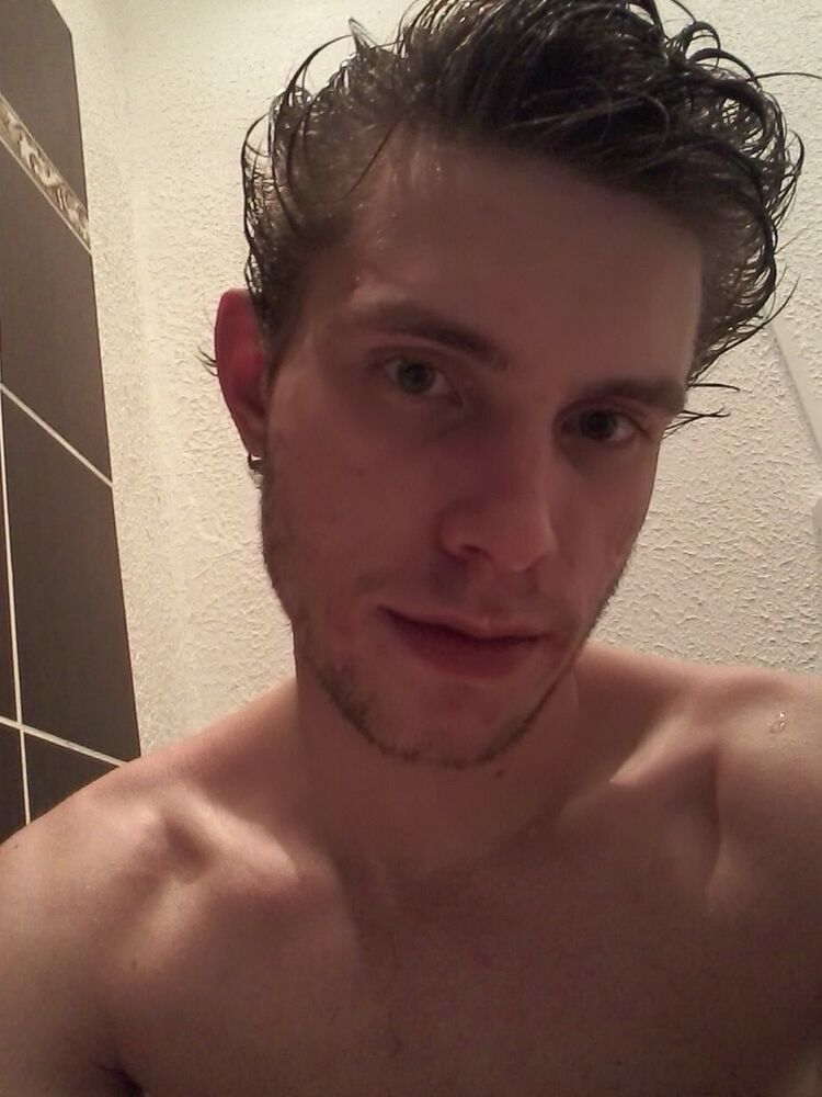  8365867  , 27 ,    