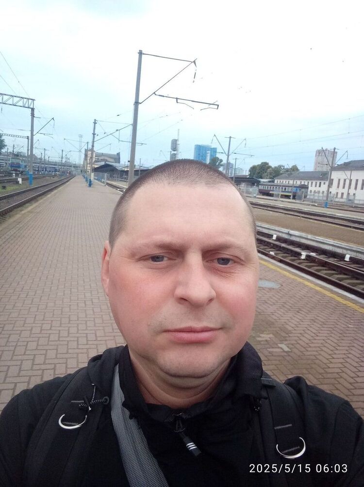  53376187  Sergei, 38 ,    