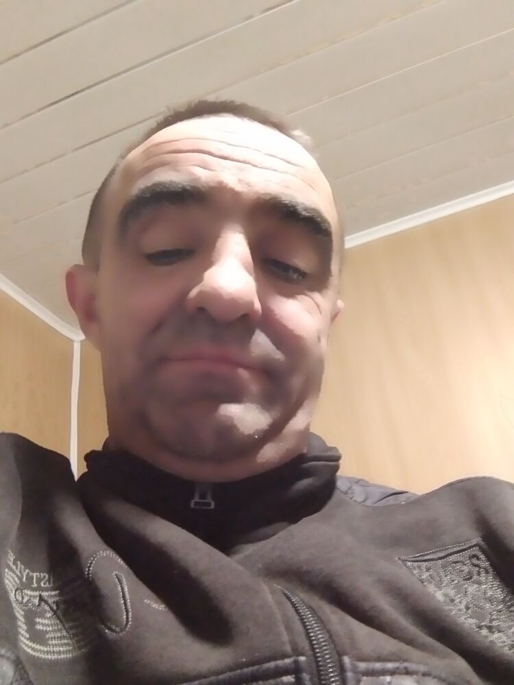  24977287  , 49 ,    