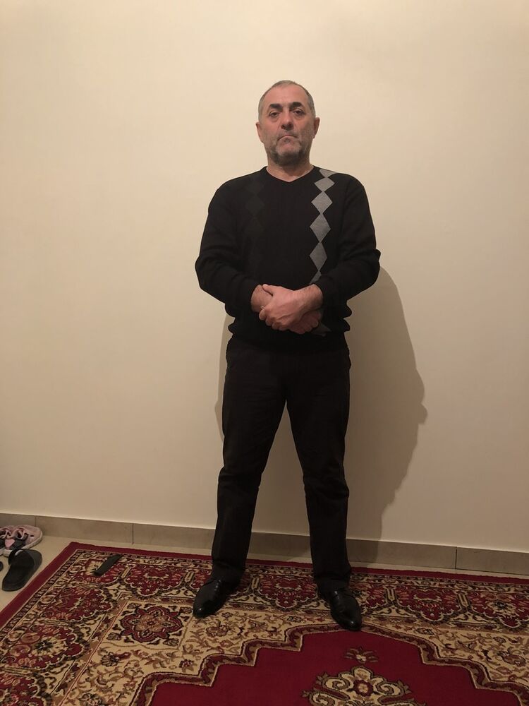  18693557  , 34 ,    