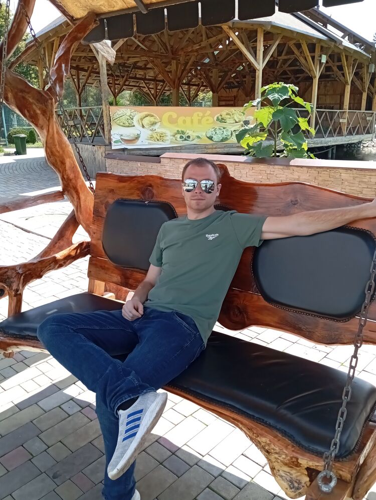  46195207  Aleksey, 28 ,    