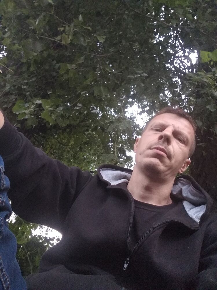  16858877  Dmitriy, 48 ,    