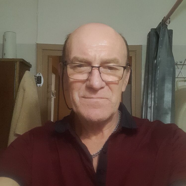  45821117  Andrey, 59 ,    