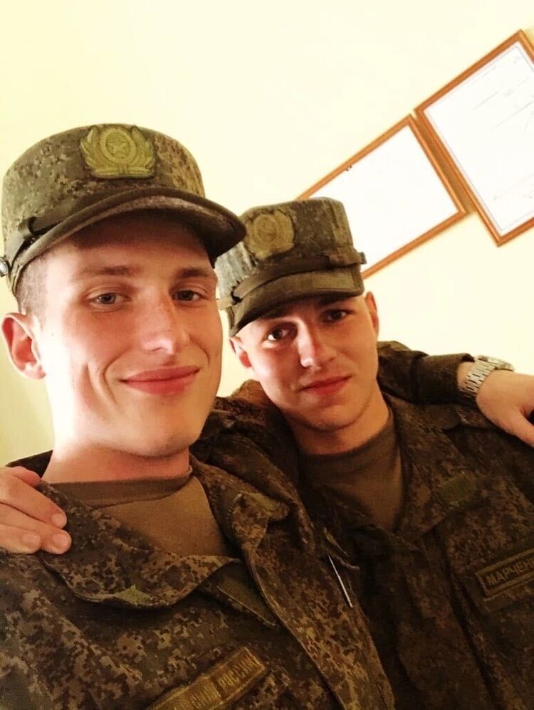  ,   Denis, 25 ,   ,   , c , 
